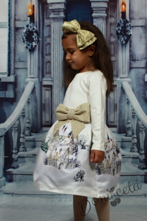 Коледна детска рокля с дълъг ръкав в екрю със зимна картинка