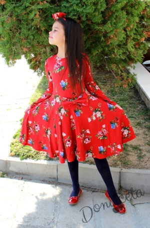 Детска  рокля с дълъг ръкав в червено на цветя