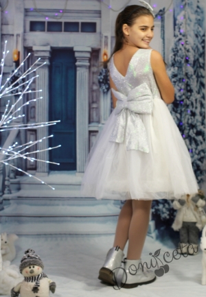 Детска официална рокля  с тюл в бяло и сребристо с панделка отзад Снежана