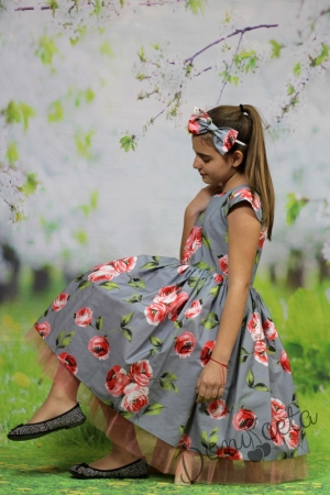 Официална детска рокля в сиво на цветя в комплект с диадема Радена