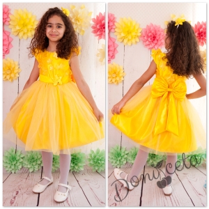 Официална детска рокля Жасмина в жълто с голяма панделка отзад с 3D пеперуди и тюл