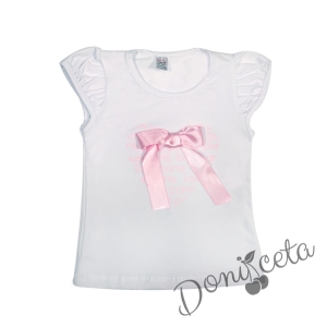 Детска тениска/блузка в бяло с къс ръкав със сърце и сатенена панделка отпред в розово