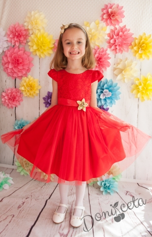 Официална детска рокля Маринела с дантела и тюл в червено с голяма панделка отзад