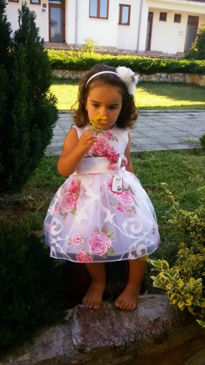 Официална/бебешка детска рокля в бяло с рози 177ФГ