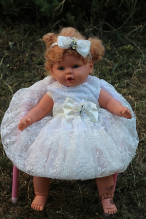 Официална детска рокля в дантела в екрю за шаферка или кръщене