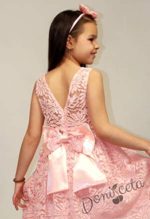 Официална детска дантелена рокля Даниела в прасковено без ръкав и голяма панделка отзад
