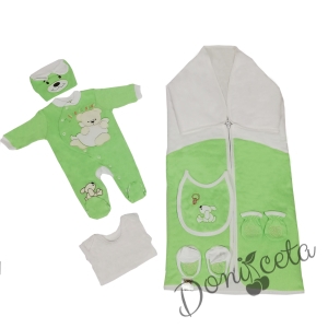 Бебешки комплект за изписване от 7 части в бяло и зелено