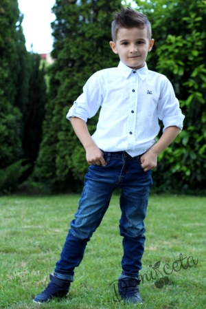  Комплект от детска риза с дълъг ръкав за момче в бяло с дълги дънки