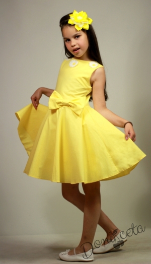 Официална или ежедневна детска рокля в жълто тип клош с цветчета Кери