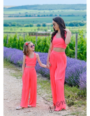 Дамски комплект от топ и панталон в оранжево  от колекция "Майки и дъщери"