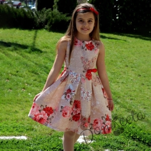 Детска памучна рокля на цветя 