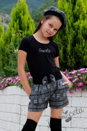 Комплект за момиче от манто, къси панталони и барета Мими