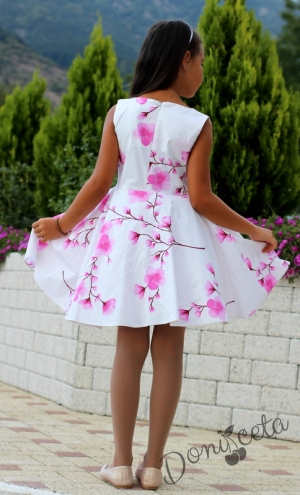 Детска рокля в бяло на нежни розови цветя/орхидеи тип клош Розалинда