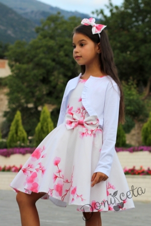 Комплект от детска рокля в бяло на цветя/орхидеи в прасковено тип клош Патриция с болеро в бяло
