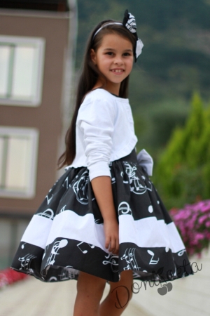 Комплект от детска официална рокля в черно на бели ноти от памук с тюл отдолу Глорина с болеро в бяло