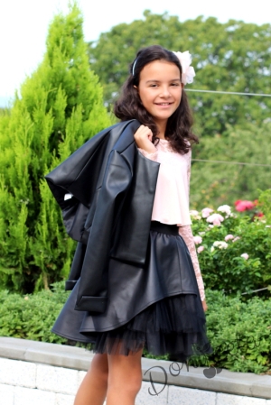 Комплект от 3 части-детска кожена пола в чернo, късо кожено яке в черно и блуза/риза от дантела в прасковено Чери за момиче 