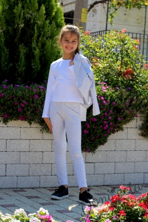 Комплект от 3 части- сако сиво, блуза с дълъг ръкави панталон
