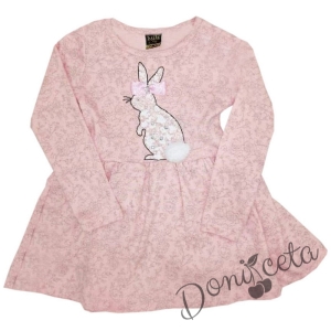 Детска рокля с дълъг ръкав в розово с интересна картинка на зайче