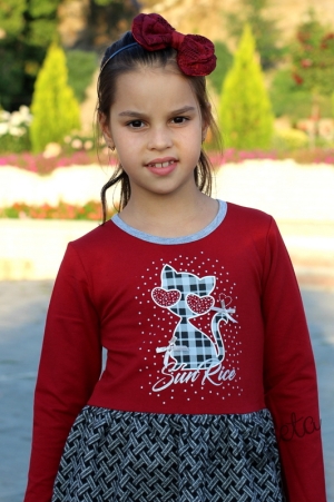 Детска рокля с дълъг ръкав в червено каре с картинка на коте