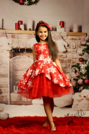 ПамуКоледна детска рокля без ръкав в червено на бели снежинки с тюл