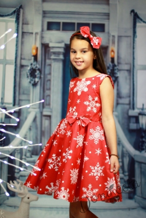 Коледна рокличка със снежинки за момиче
