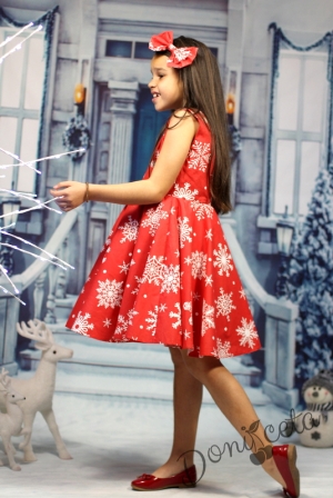 Официална детска рокличка с пухкави снежинки