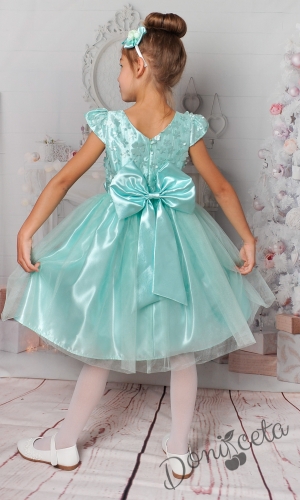 Детска рокля официална в тюркоаз/мента с 3D цветя и тюл