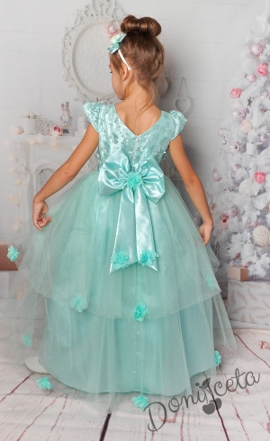 Детска официална рокля в тюркоаз/мента с тюл и 3D цветя