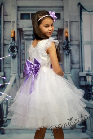 Детска официална рокля в бяло с тюл и голяма панделка в лилаво 