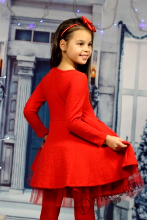 Детска рокля в червено есен-зима
