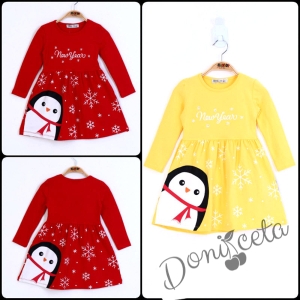 Детска коледна рокля в червено с пингвинче и снежинки