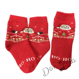 Детски коледни чорапи в червено с Дядо Коледа Хо-Хо-Хо