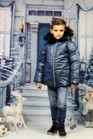 Зимно детско яке за момче в тъмносиньо с качулка с косъм