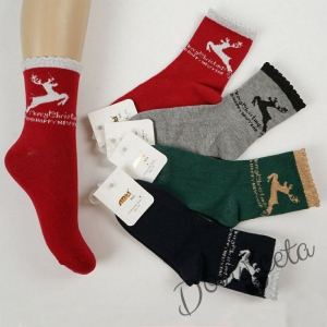 Коледни детски чорапки с елен и надпис в червено