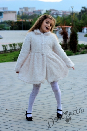 Детско палто пудел в бяло