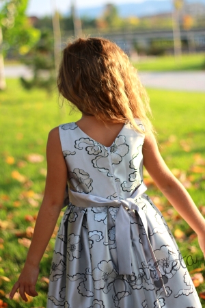 Официална детска рокля в сребристо с рози