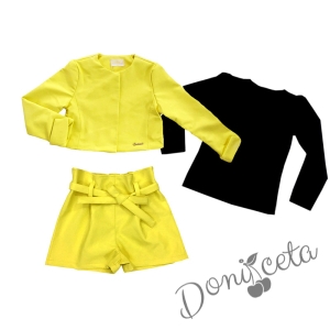 Комплект от 3 части- къси кожени панталони в жълто, блузка в черно и кожено яке