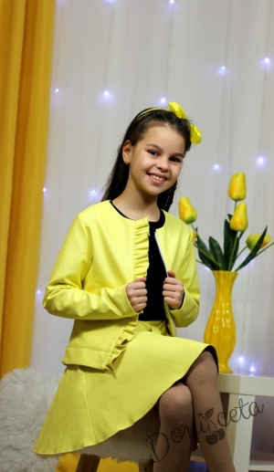 Детско кожено яке в жълто за момиче с цип
