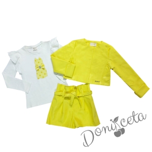 Комплект от 3 части- къси кожени панталони, блузка в екрю и кожено яке в жълто