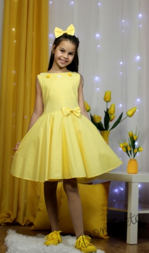 Жълта рокличка за момиченце