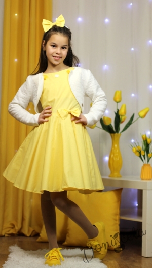 Детска рокля в жълто клош с бяло болеро