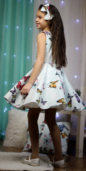 Детска рокля клош с пеперудки