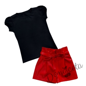 Комплект от детска тениска в черно и кожени панталони в червено