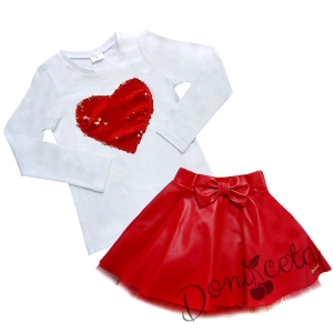 Детски комплект от кожена пола в червено и блузка в бяло със сърце