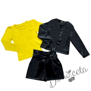 Комплект от 3 части- къси кожени панталони, блуза в жълто и кожено яке с цип в черно