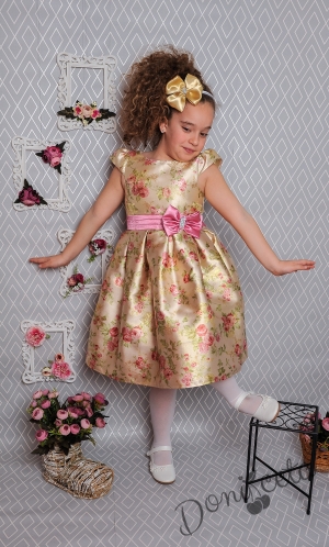 Официална детска рокля с къс ръкав в златисто с коланче 223 ЗФГР