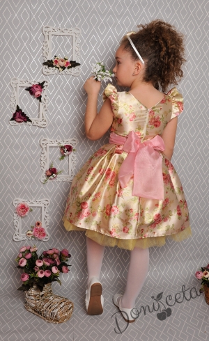 Официална детска рокля с къс ръкав в златисто на цветя с тюл и коланче 297 ЗФГР