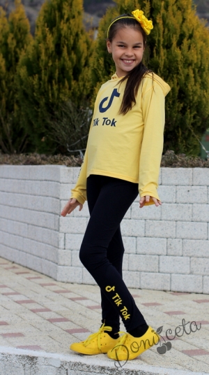 Комплект за момиче с дълъг ръкав в жълто