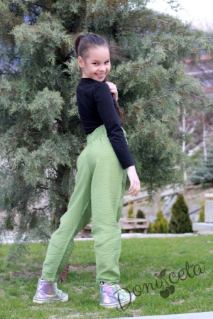 Панталон за момиче в зелено с коланче