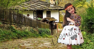 Детска рокля в екрю с фолклорни/етно мотиви тип народна носия с косичник подарък